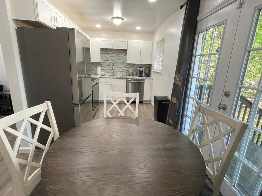 Four Bedroom Home Near Hartsfield Jackson Airport Riverdale Eksteriør billede